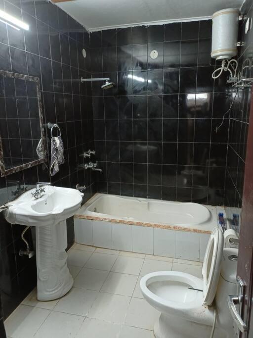 Villa Achal Farm जंगल में मंगल Gurgaon Exterior foto